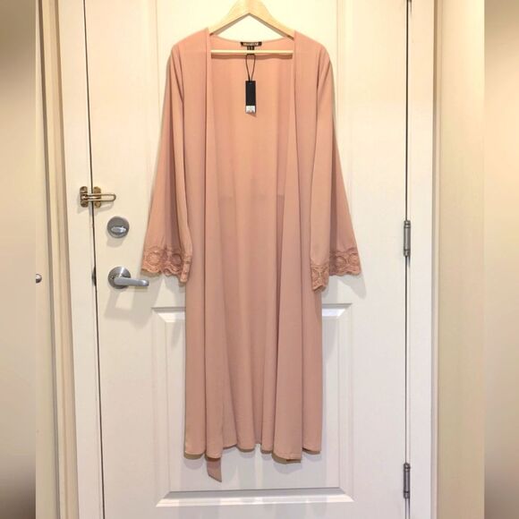 NWT Revamped M Women's Tan Kimono with Lace Cuffed Sleeves - Picture 6 of 6